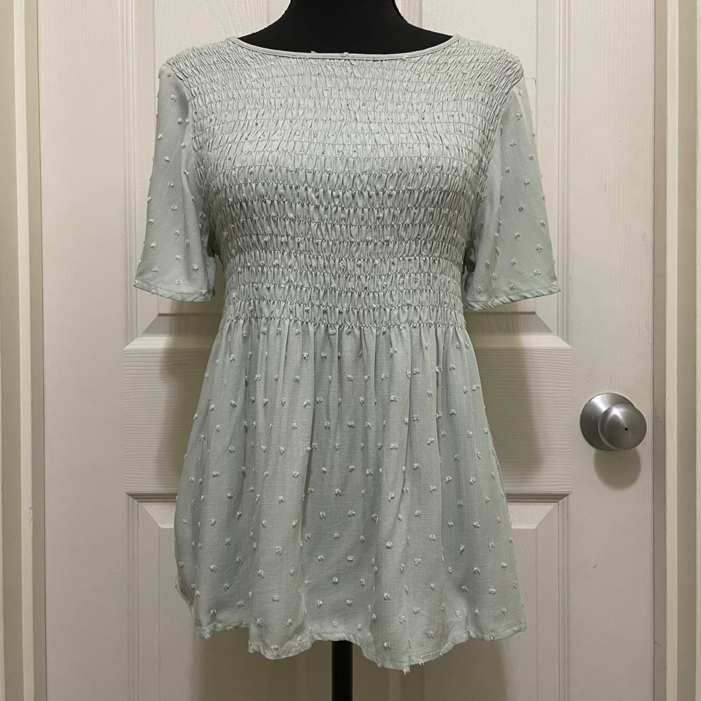 Urban Romantics Smocked Babydoll Top Swiss Dot Sage Green Flutter‎ Sleeve Large